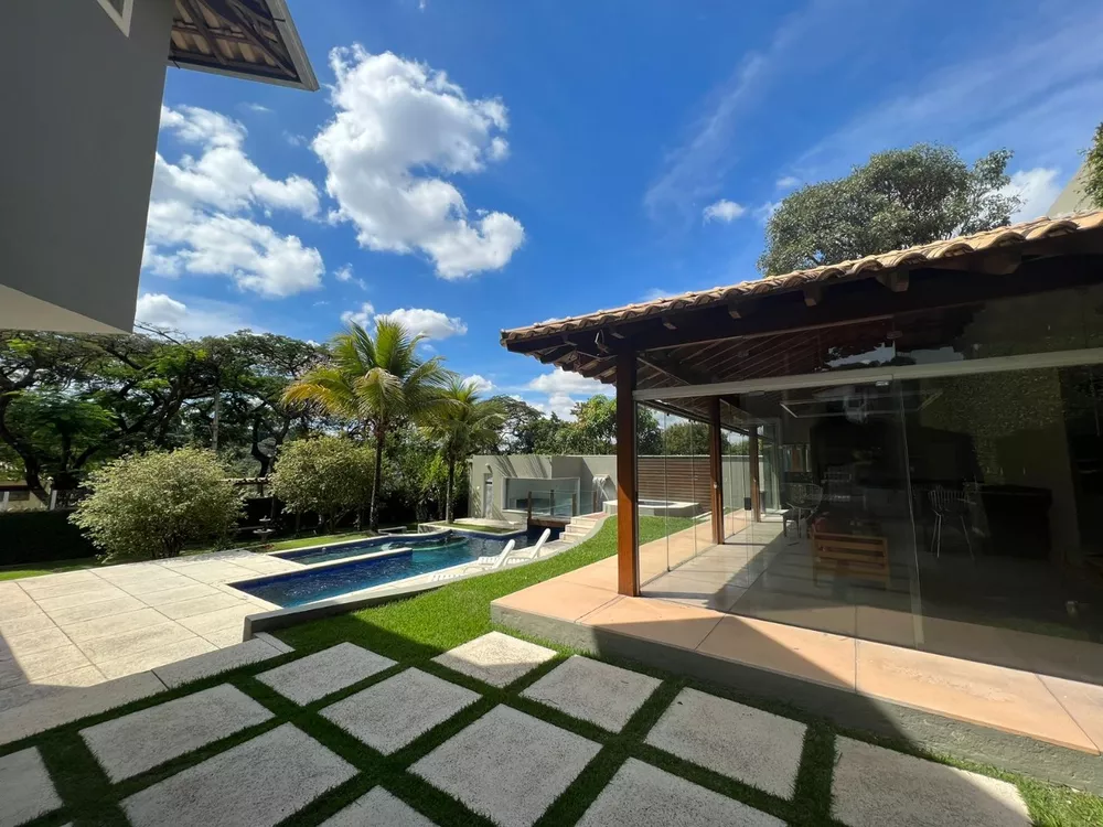 Casa de Condomínio à venda com 4 quartos, 650m² - Foto 8