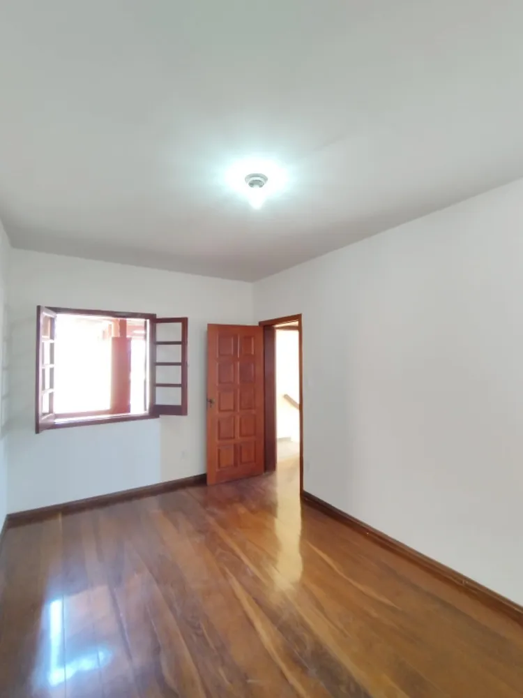 Casa, 3 quartos, 288 m² - Foto 4