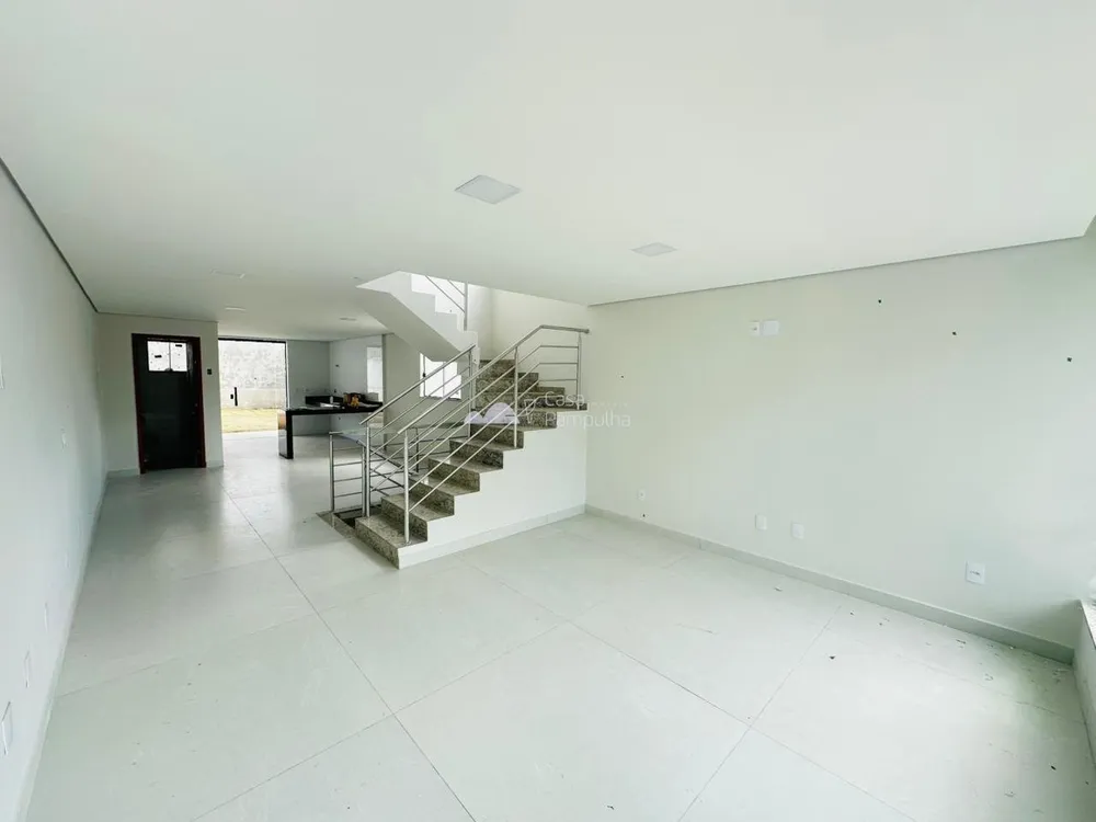 Casa, 3 quartos, 236 m² - Foto 2