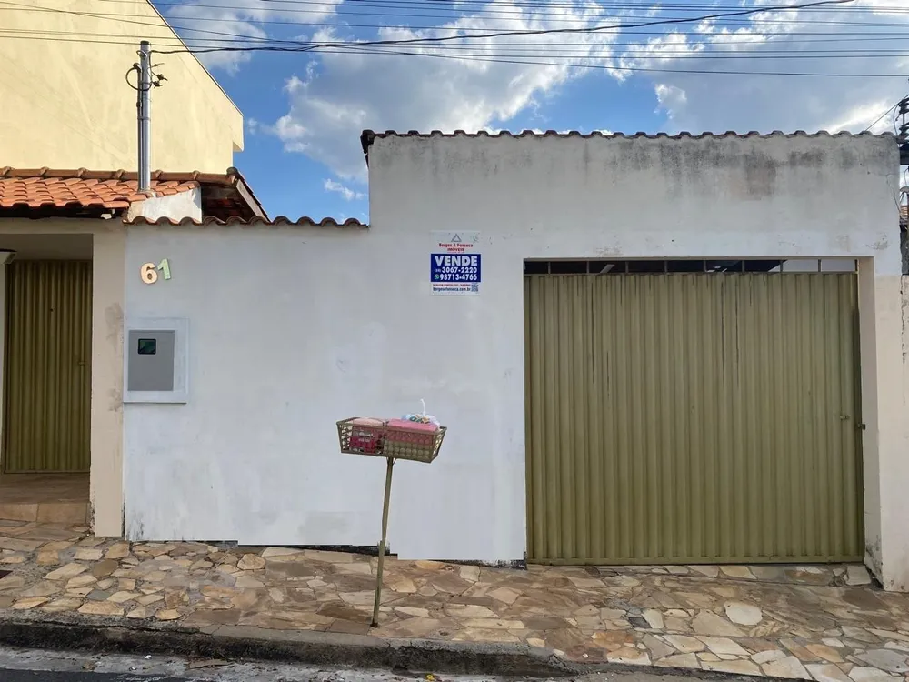 Casa, 3 quartos, 131 m² - Foto 2