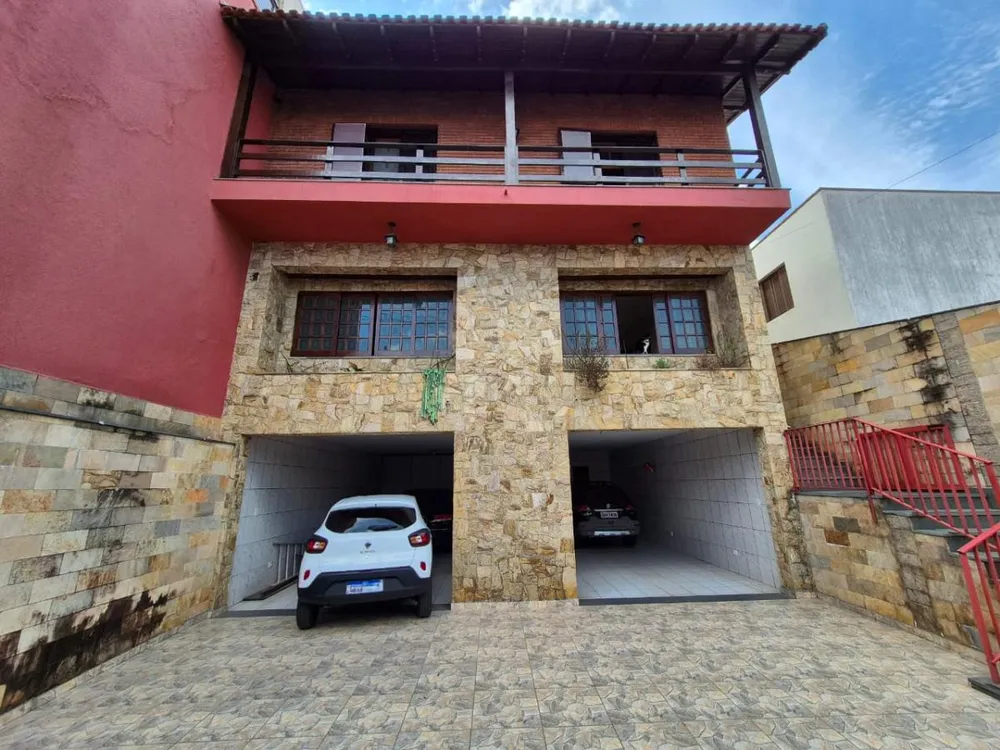 Casa, 3 quartos, 297 m² - Foto 2
