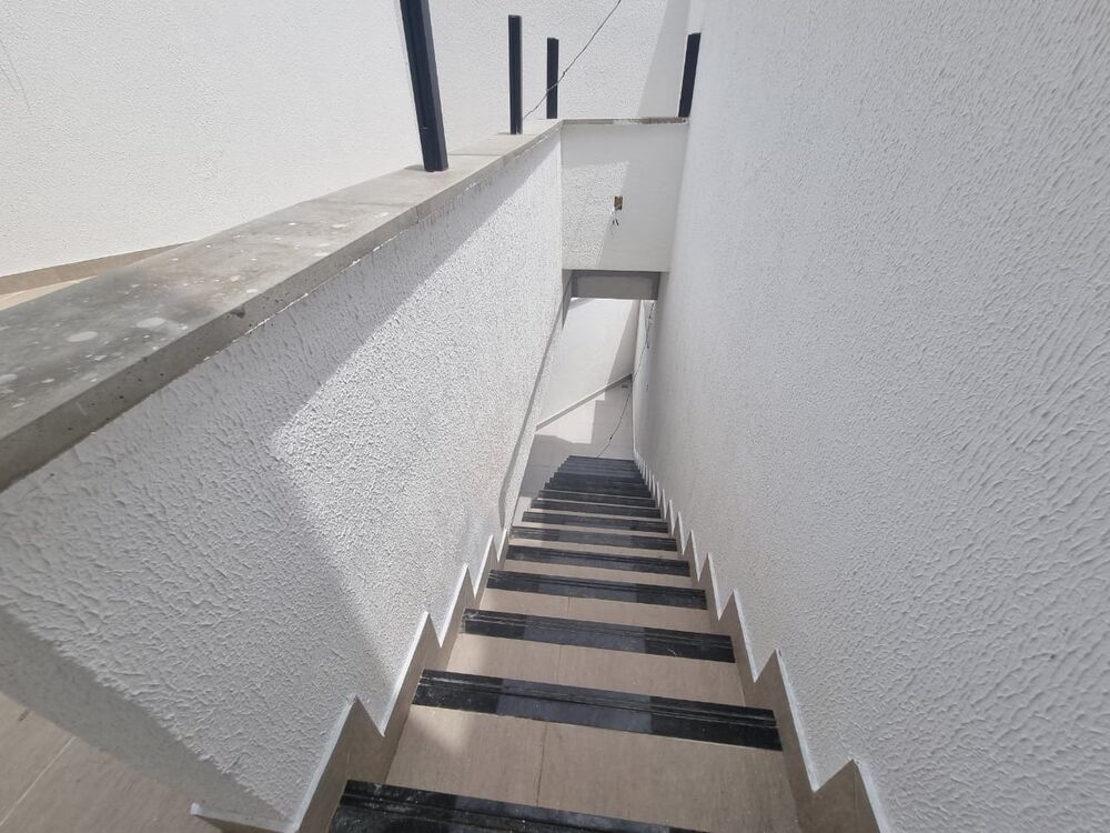 Casa à venda com 2 quartos, 96m² - Foto 2