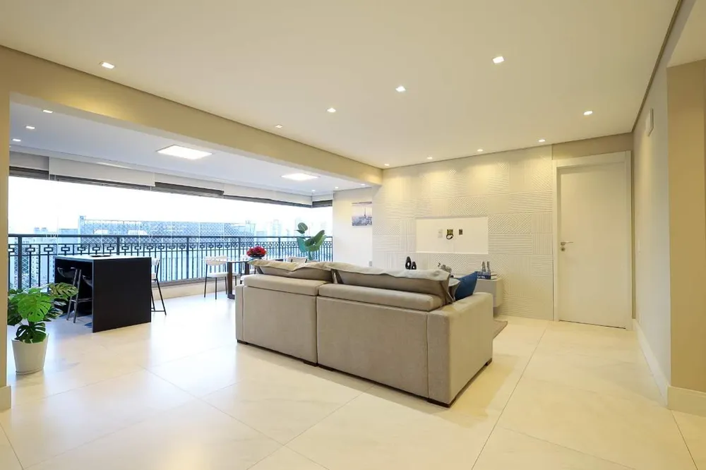 Apartamento, 3 quartos, 137 m² - Foto 2