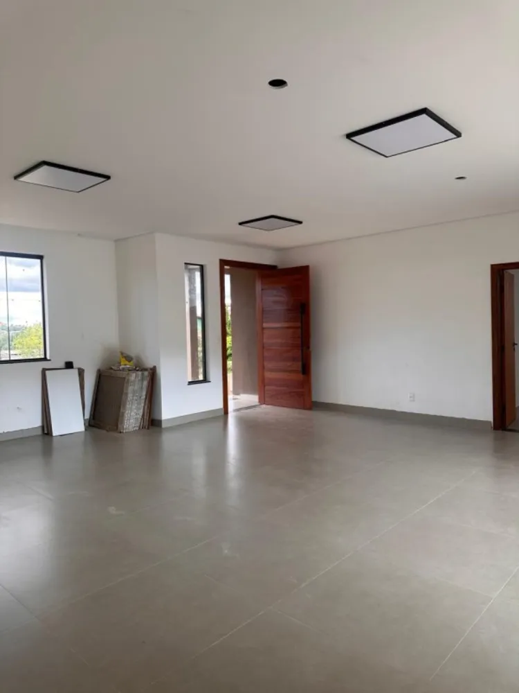 Casa, 3 quartos, 210 m² - Foto 2