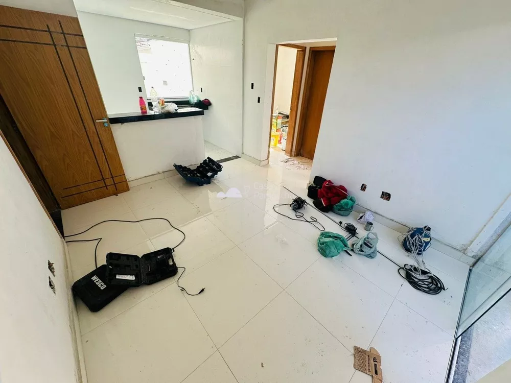 Apartamento à venda com 2 quartos, 70m² - Foto 4