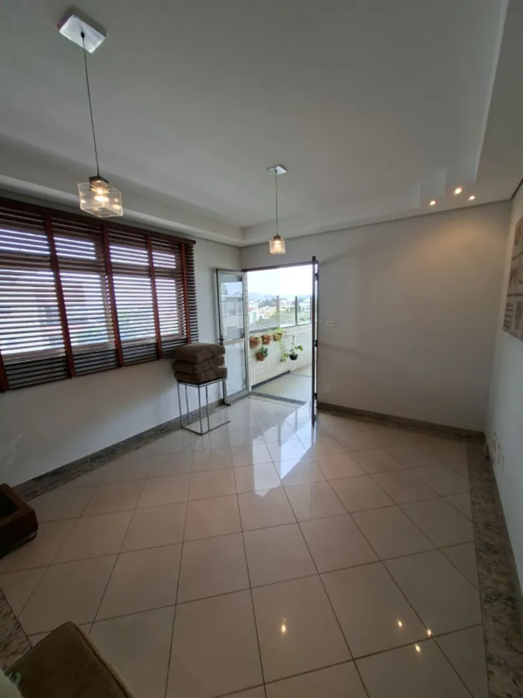 Cobertura, 5 quartos, 255 m² - Foto 4