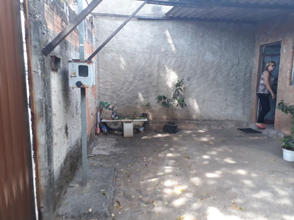 Casa à venda com 3 quartos, 238m² - Foto 4