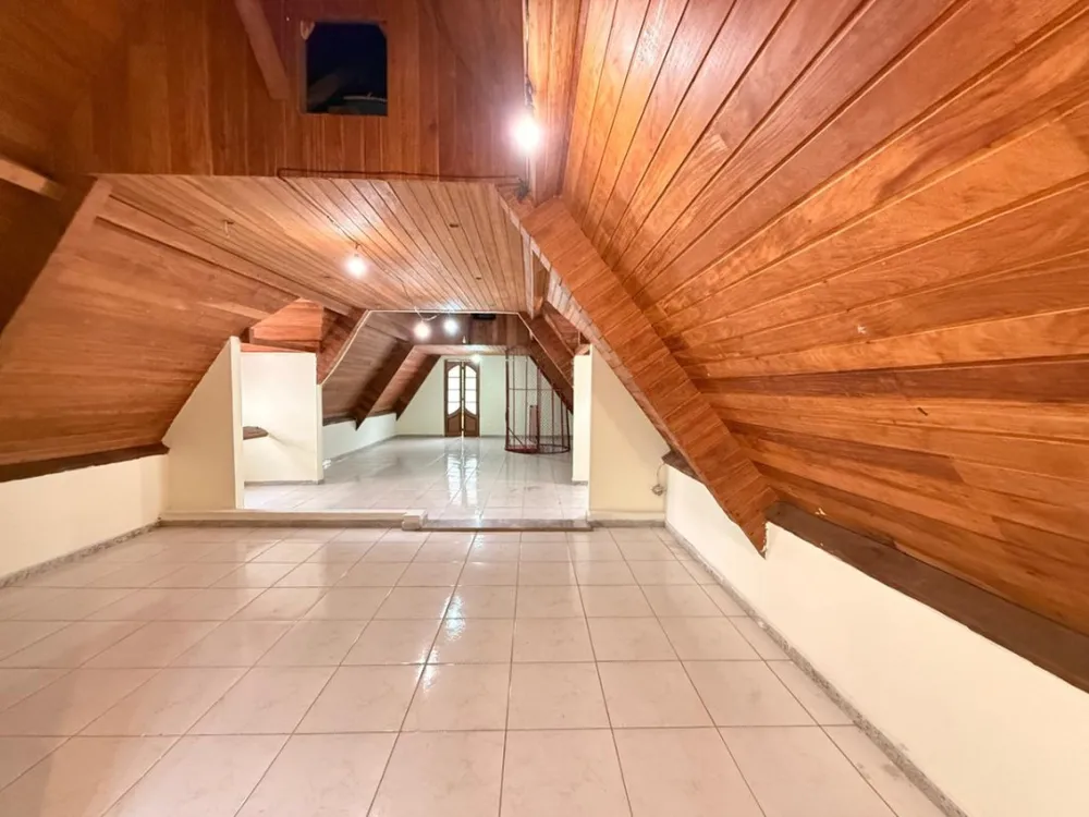 Casa, 3 quartos, 303 m² - Foto 3