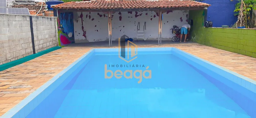 Casa, 3 quartos, 276 m² - Foto 1
