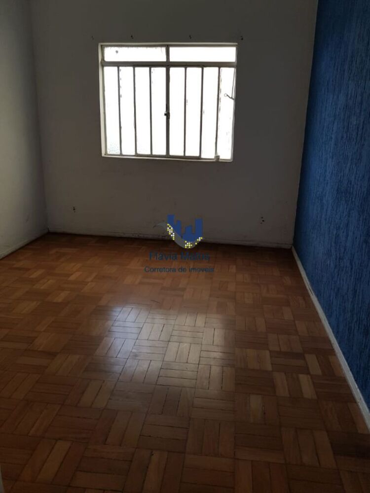 Casa à venda com 3 quartos, 360m² - Foto 2