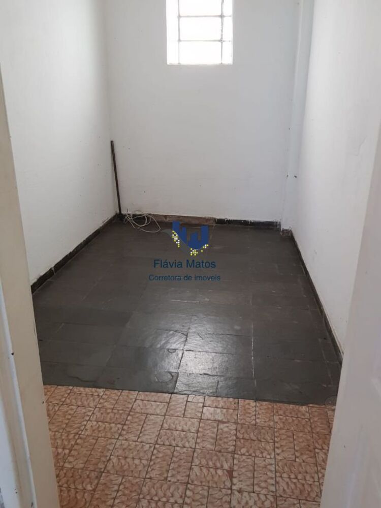 Casa à venda com 3 quartos, 360m² - Foto 4