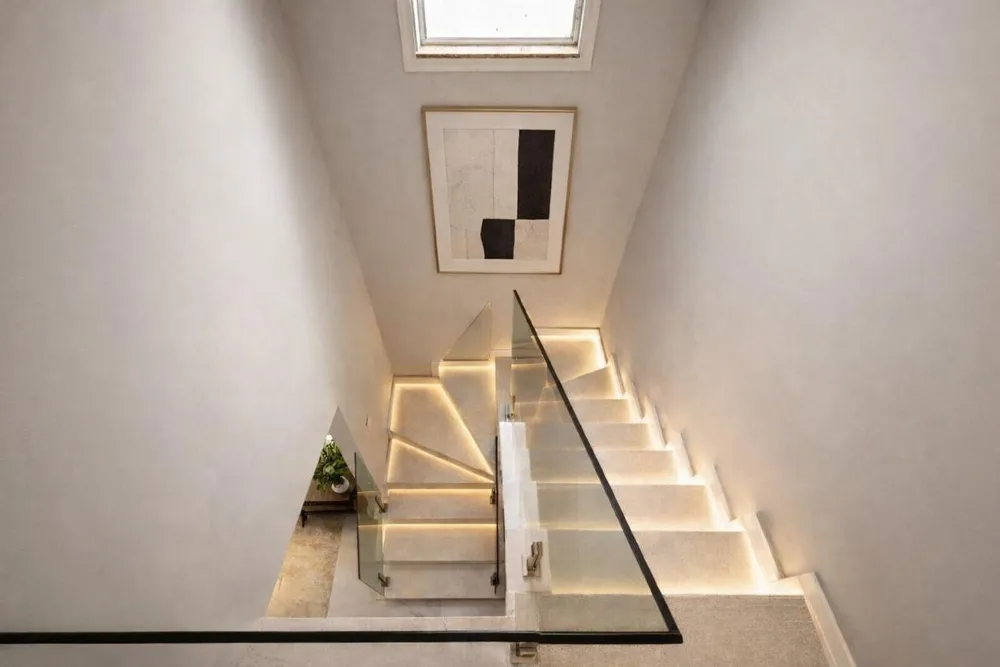 Casa, 4 quartos, 230 m² - Foto 2