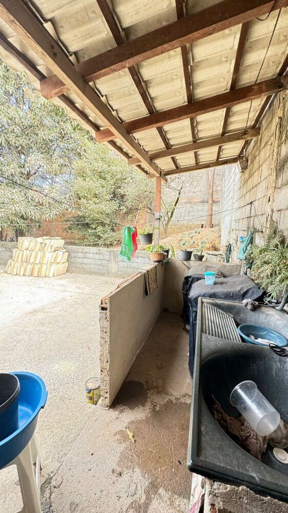 Casa à venda com 3 quartos, 450m² - Foto 5