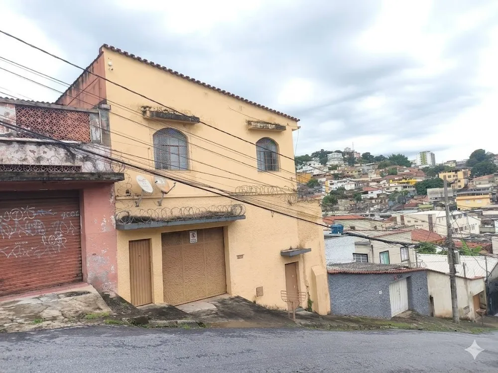 Casa, 3 quartos, 358 m² - Foto 1
