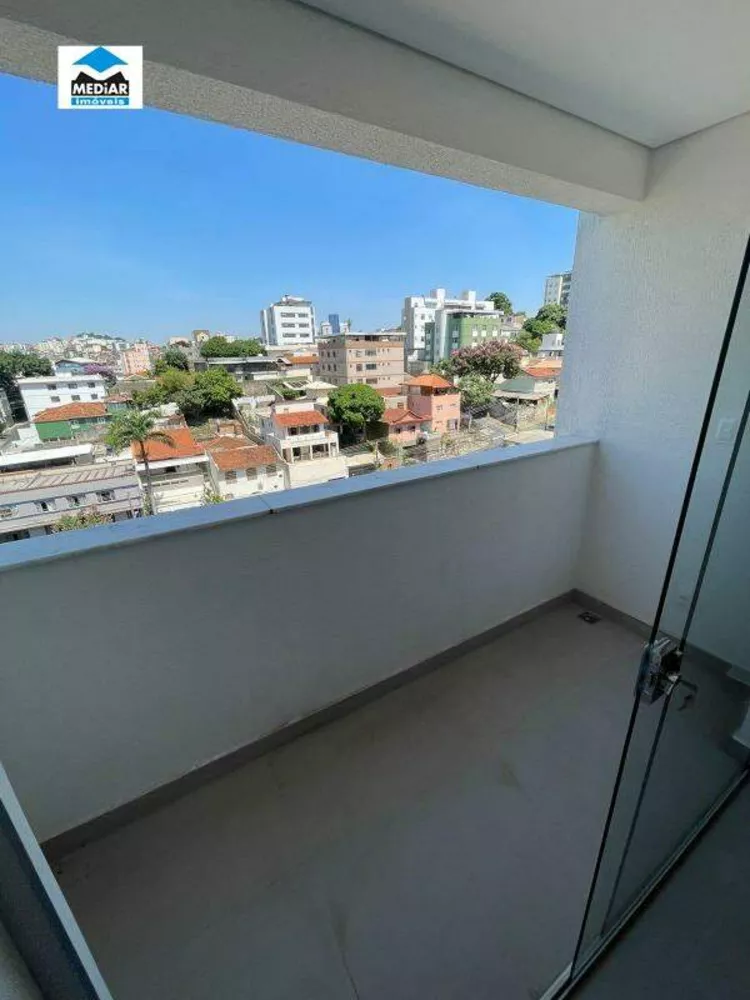 Apartamento à venda com 2 quartos, 59m² - Foto 3