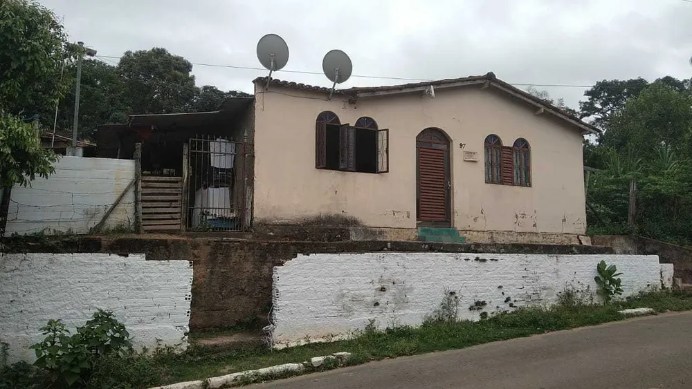 Casa, 3 quartos, 2830 m² - Foto 1