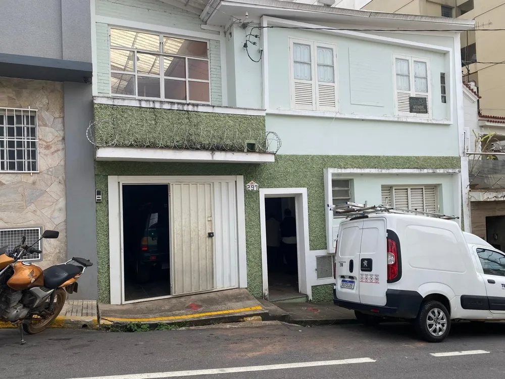Casa, 3 quartos, 282 m² - Foto 1