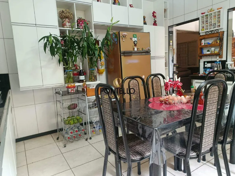 Casa, 5 quartos, 202 m² - Foto 8