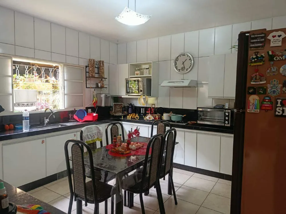 Casa, 5 quartos, 202 m² - Foto 7