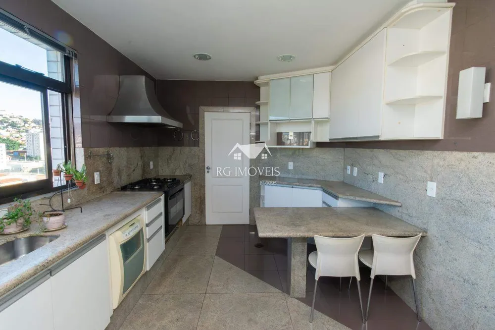 Cobertura, 5 quartos, 340 m² - Foto 2