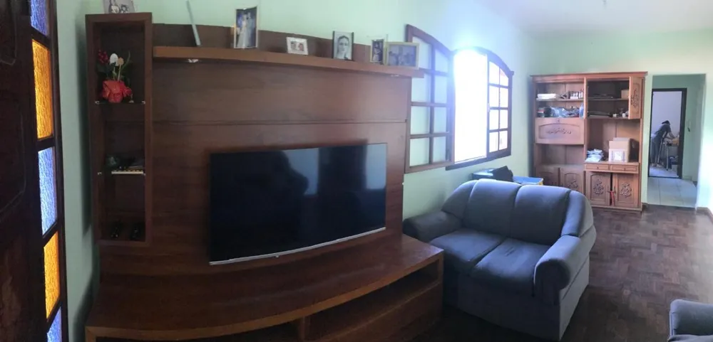Casa, 3 quartos, 205 m² - Foto 2