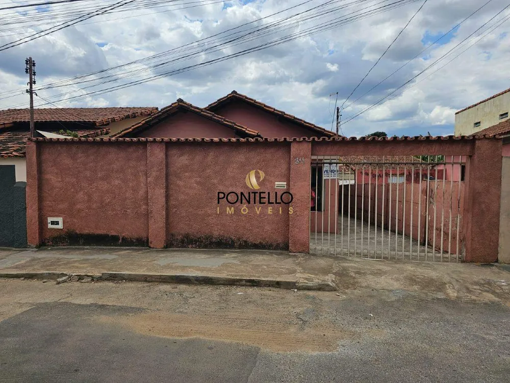 Casa, 4 quartos, 95 m² - Foto 1