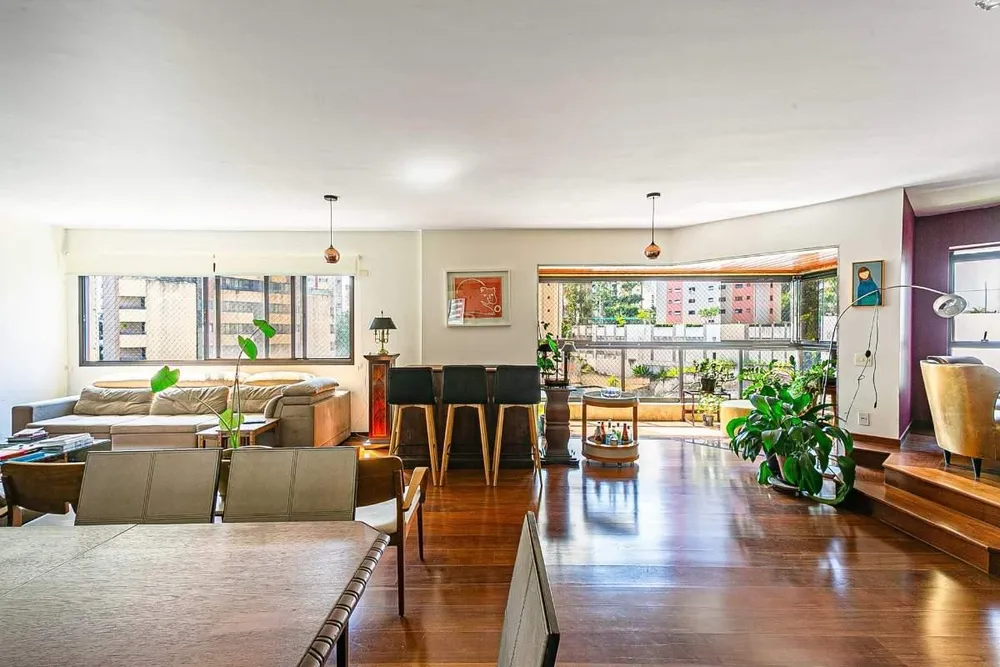 Apartamento, 4 quartos, 238 m² - Foto 1