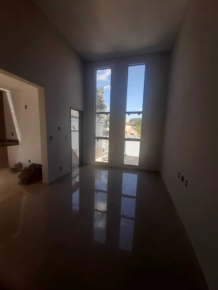 Casa, 3 quartos, 95 m² - Foto 2