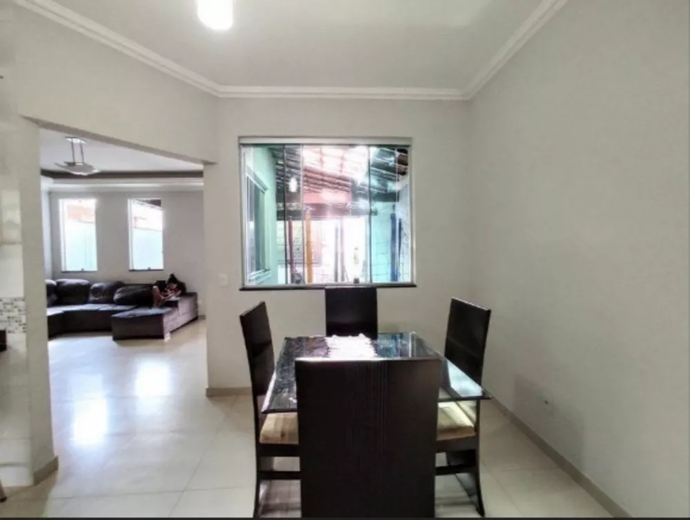 Casa à venda com 3 quartos, 168m² - Foto 6