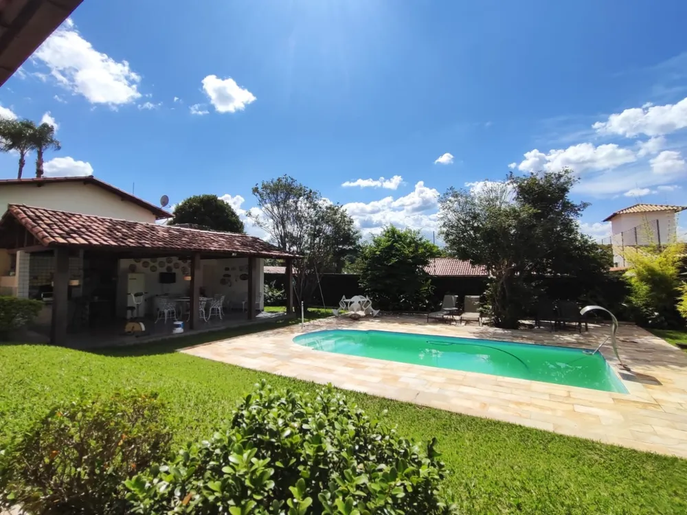 Casa, 4 quartos, 366 m² - Foto 1