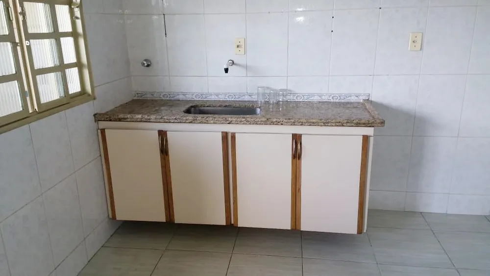 Casa, 3 quartos, 200 m² - Foto 12
