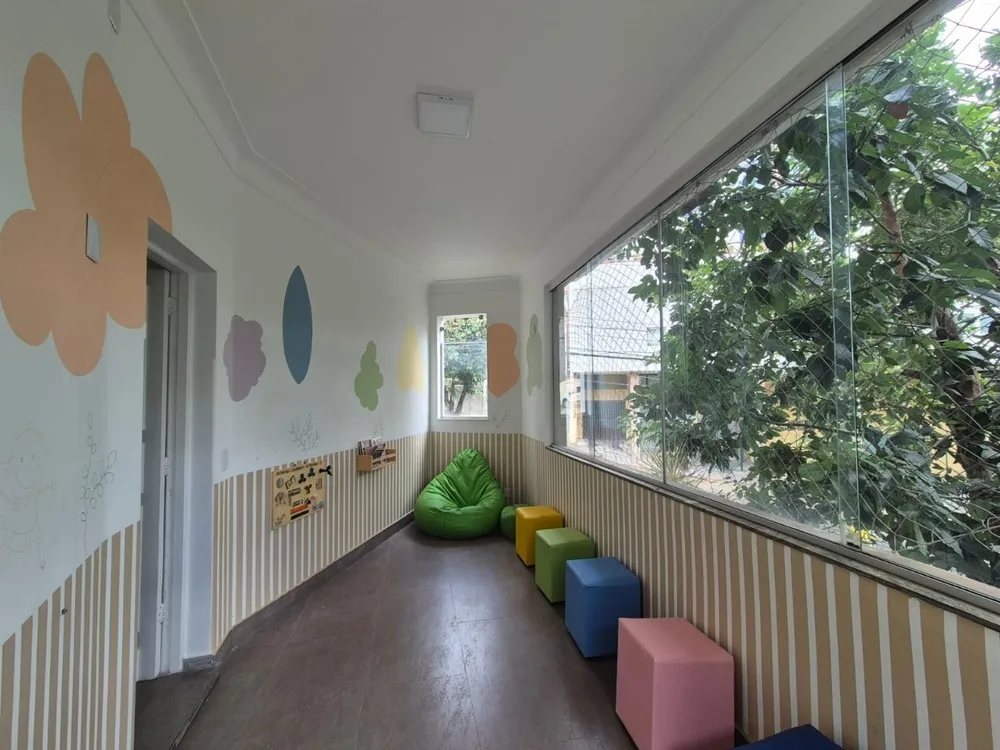 Casa, 5 quartos, 240 m² - Foto 13