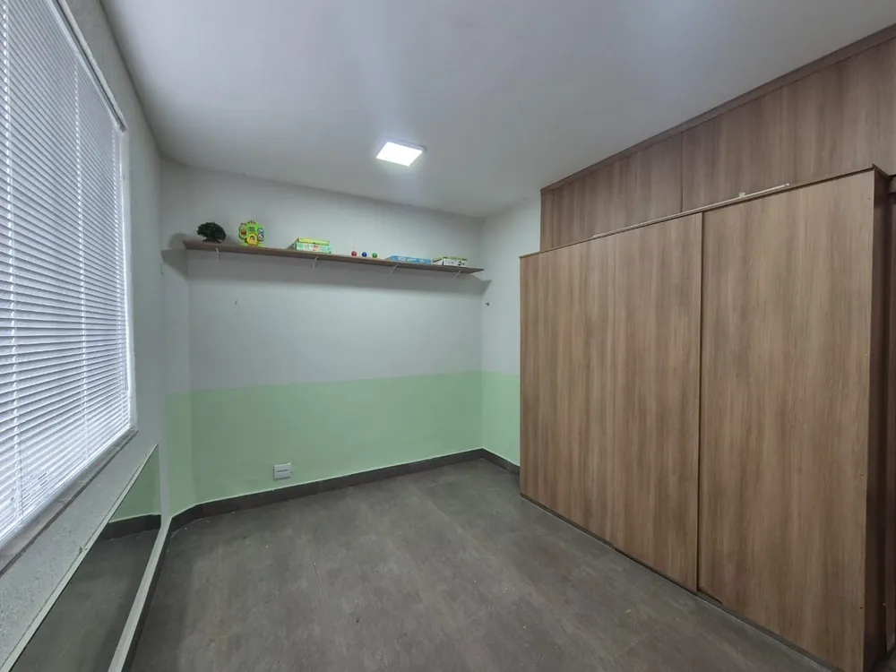 Casa, 5 quartos, 240 m² - Foto 8