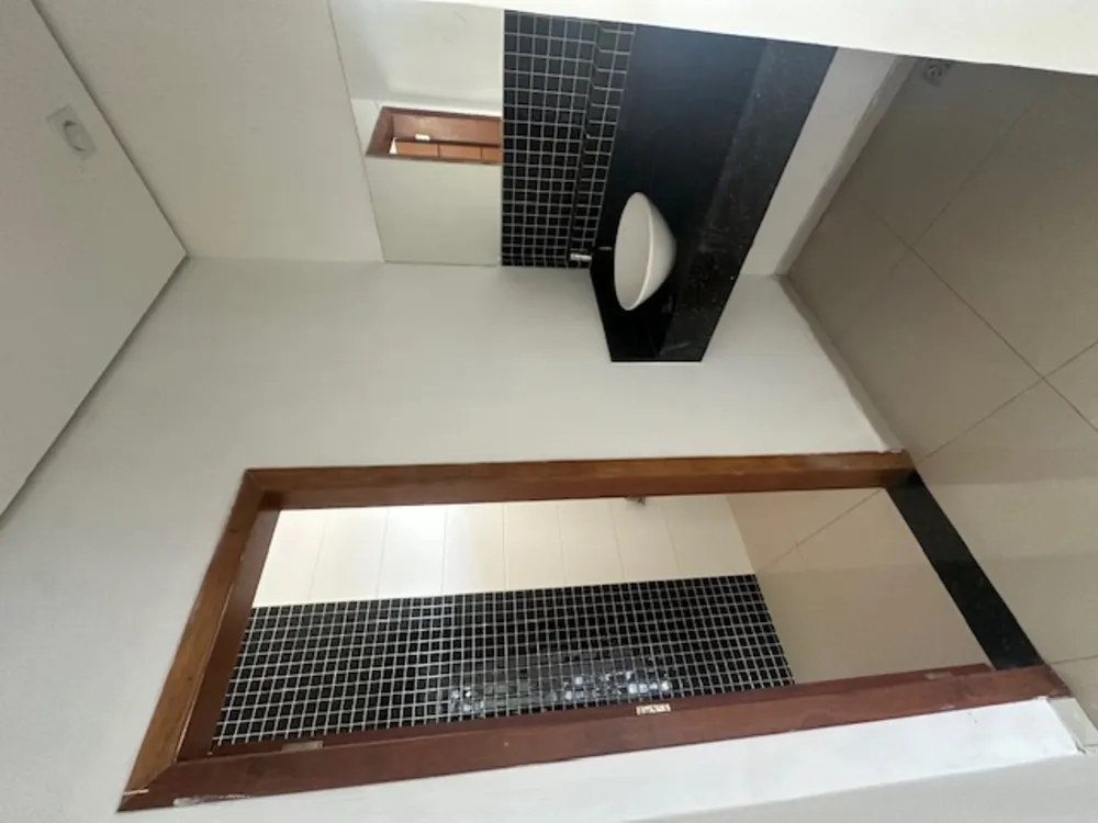 Chácara, 3 quartos, 1104 m² - Foto 8