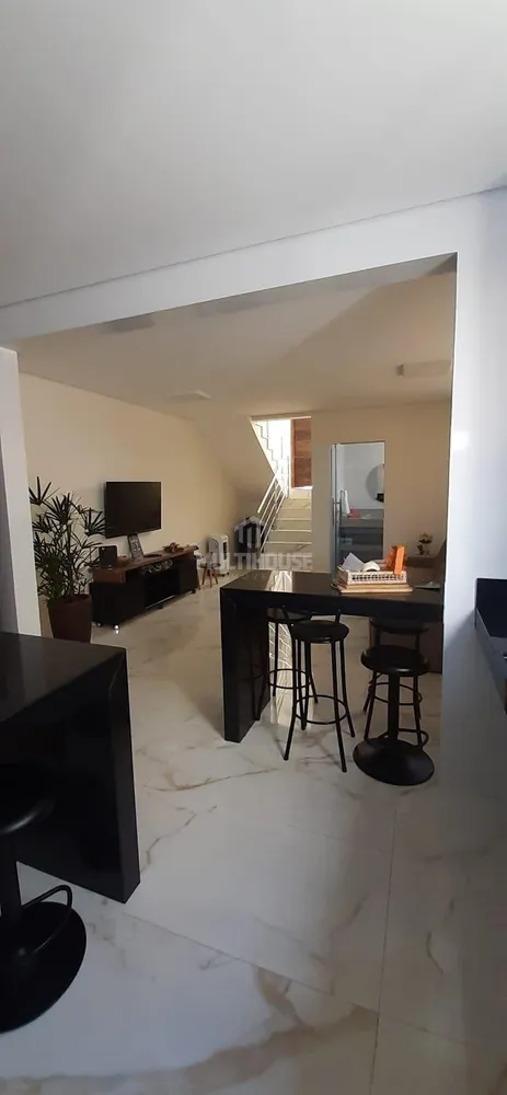 Casa, 3 quartos, 164 m² - Foto 8