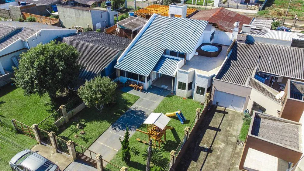 Casa, 2 quartos, 200 m² - Foto 1