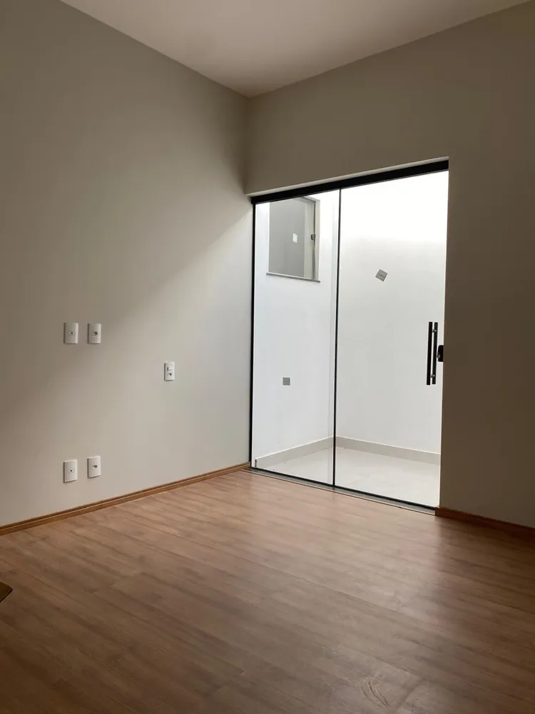 Casa, 3 quartos, 250 m² - Foto 2