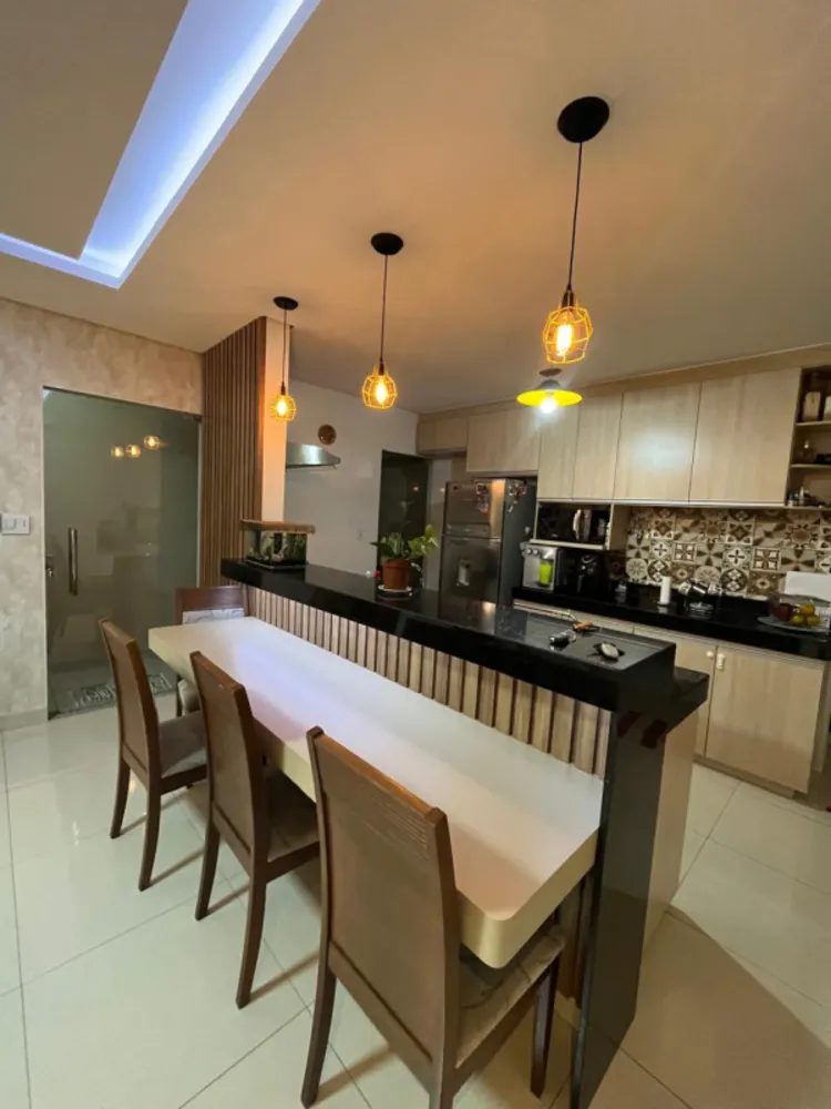 Casa, 3 quartos, 170 m² - Foto 1