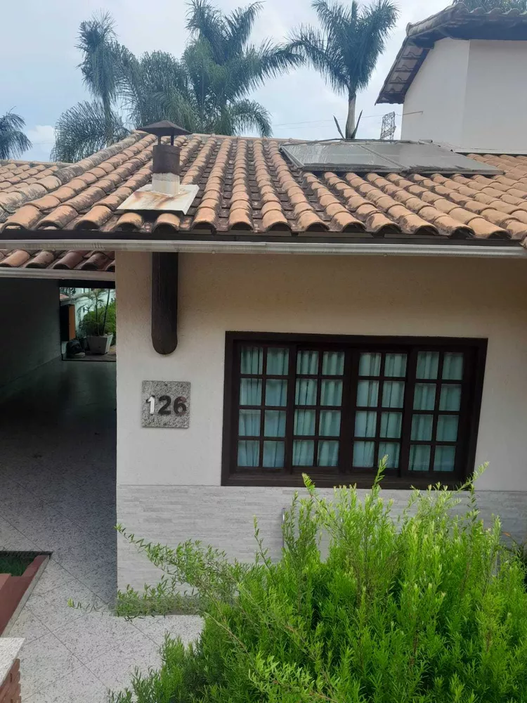 Casa de Condomínio à venda com 3 quartos, 450m² - Foto 2