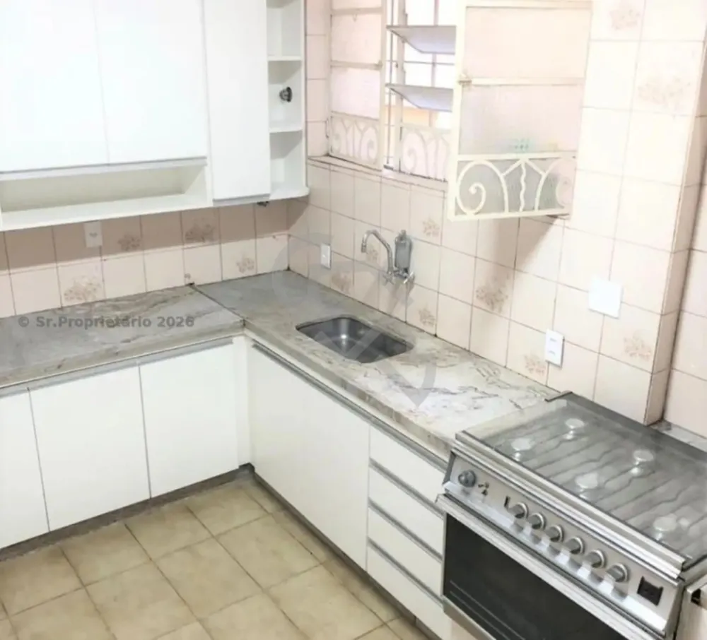 Casa, 5 quartos, 210 m² - Foto 3