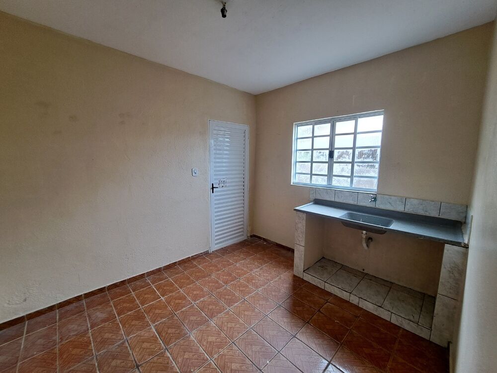 Casa para alugar com 3 quartos, 54m² - Foto 5