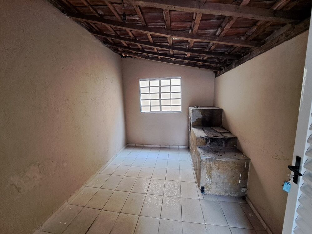 Casa para alugar com 3 quartos, 54m² - Foto 4