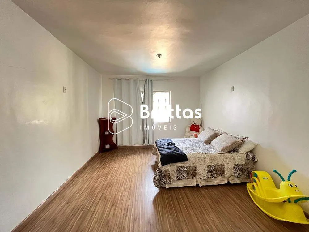 Casa, 5 quartos, 121 m² - Foto 3