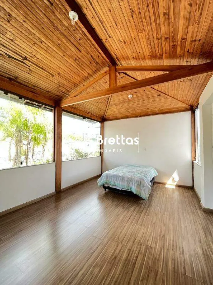 Casa, 5 quartos, 121 m² - Foto 4
