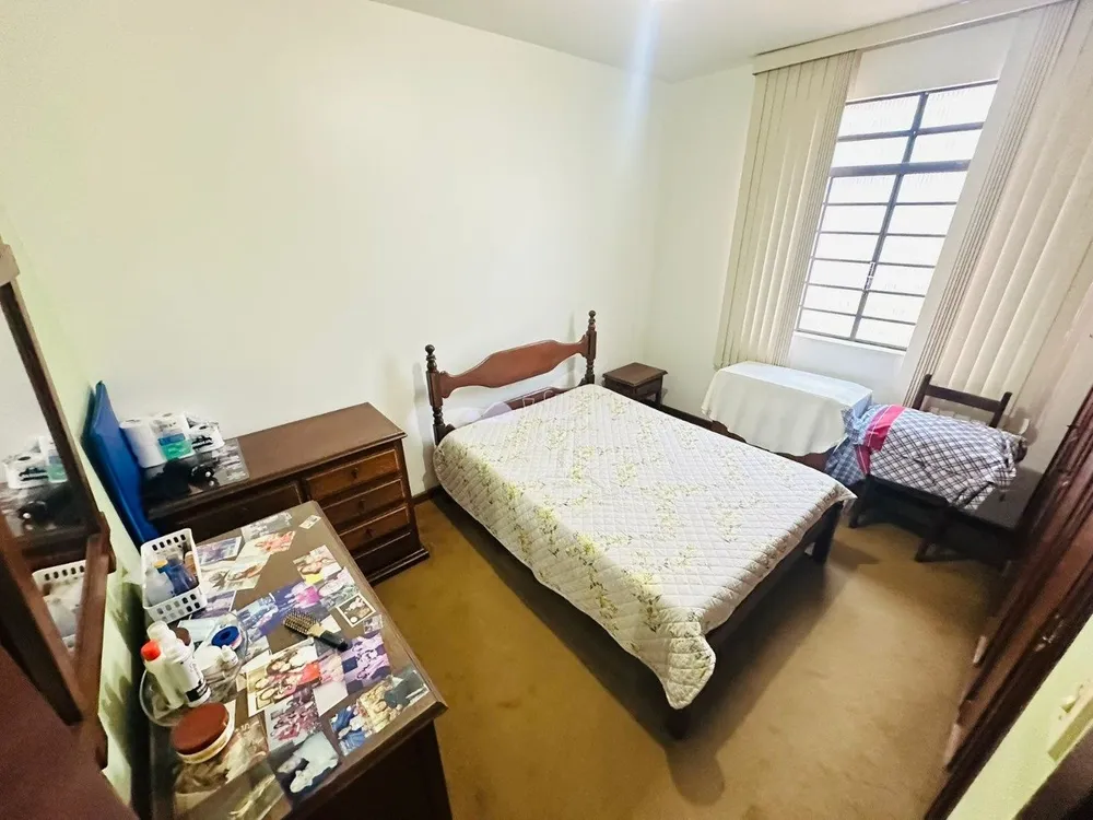 Casa, 6 quartos, 600 m² - Foto 4