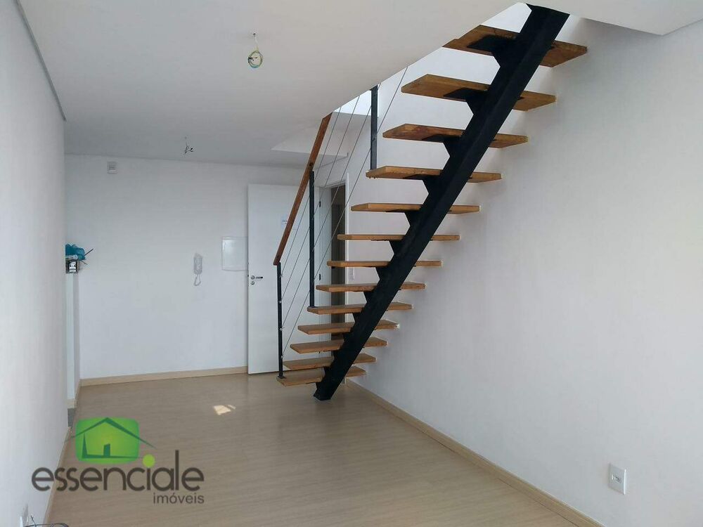Cobertura à venda com 2 quartos, 105m² - Foto 2