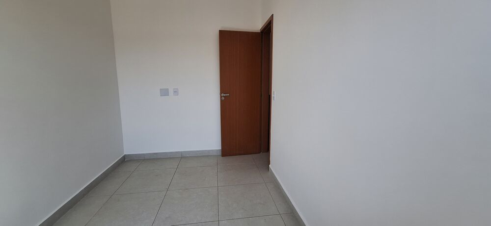 Casa à venda com 3 quartos, 90m² - Foto 8