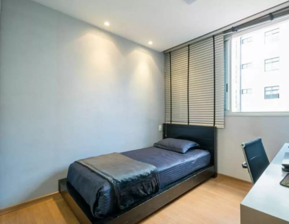 Apartamento à venda com 4 quartos, 140m² - Foto 5