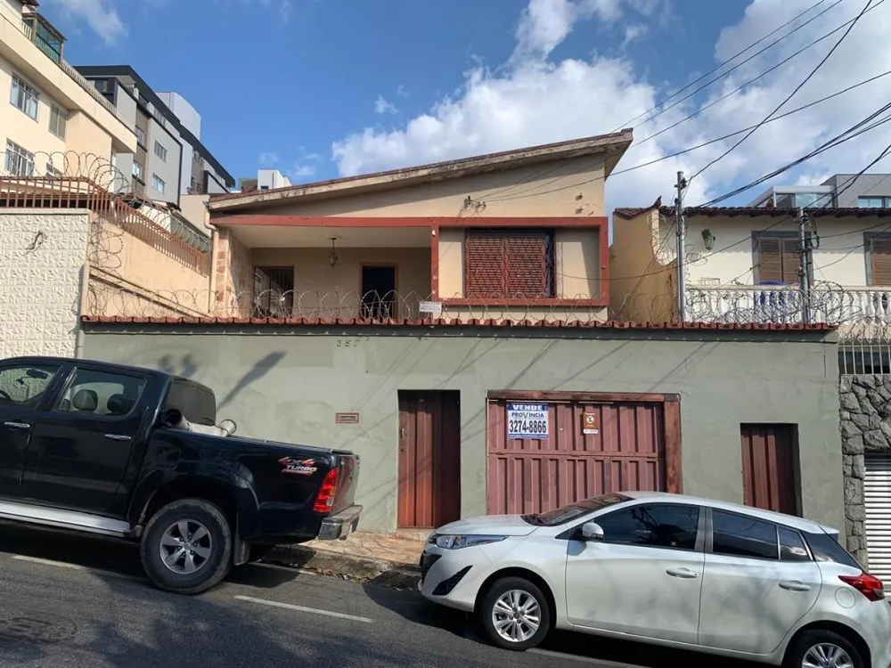 Casa, 4 quartos, 270 m² - Foto 1
