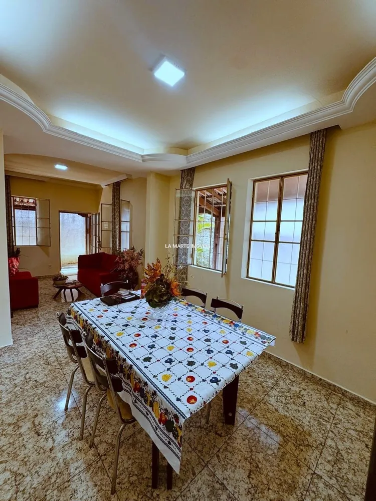 Casa, 3 quartos, 504 m² - Foto 2